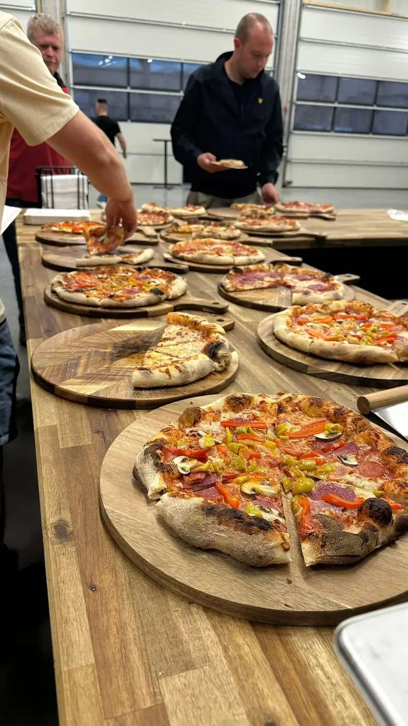 Neue Gesichter, gute Gespräche und Pizza