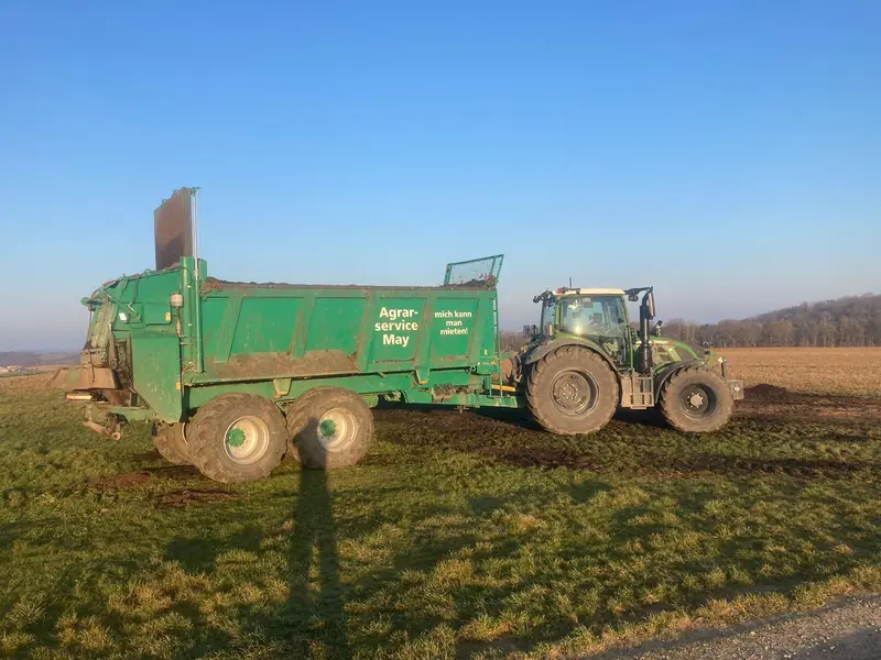 Einblick in die Arbeit von Agrarservice May