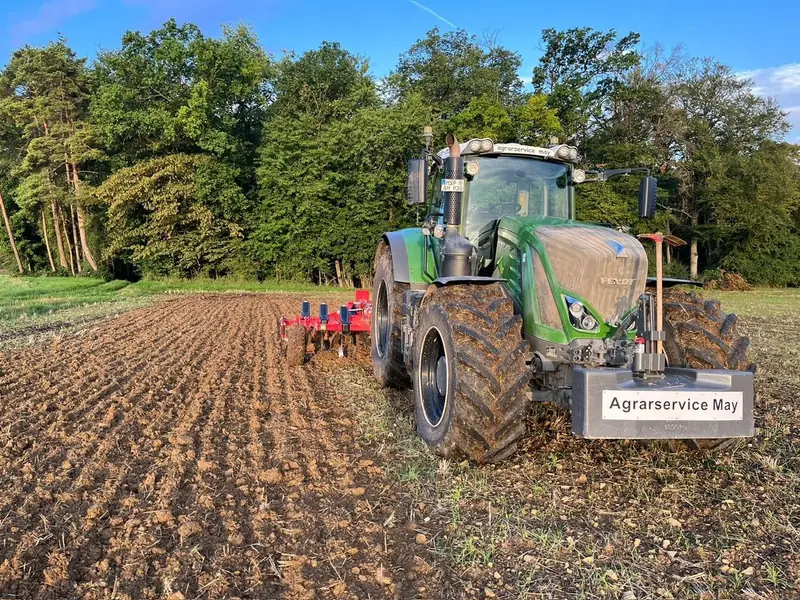 Fendt mit Horsch Terrano Grubber